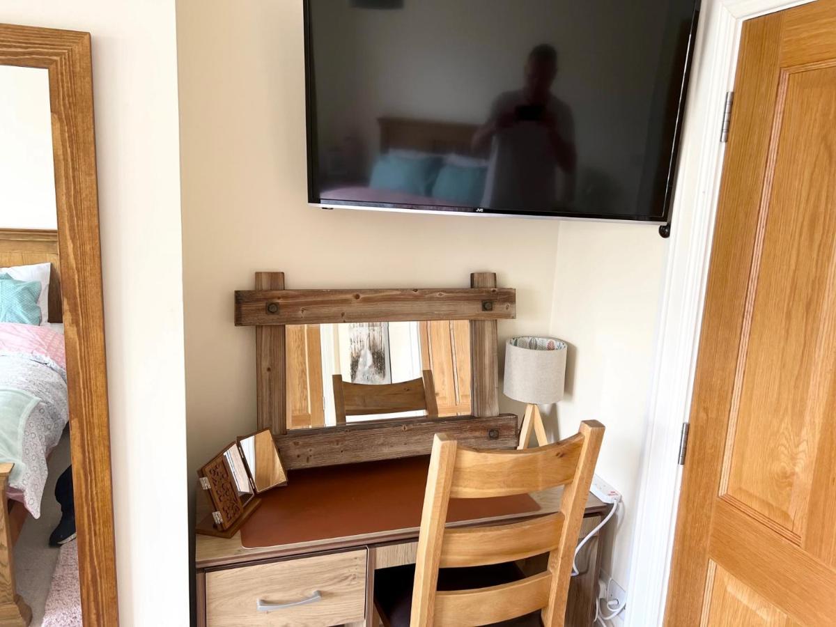 New Room @ Sean And Janes Ballycastle Bagian luar foto